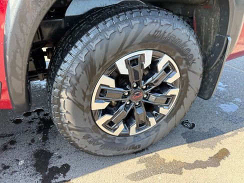 Used 2024 Nissan Frontier Pro-X w/ Pro Convenience Package RWD image 29