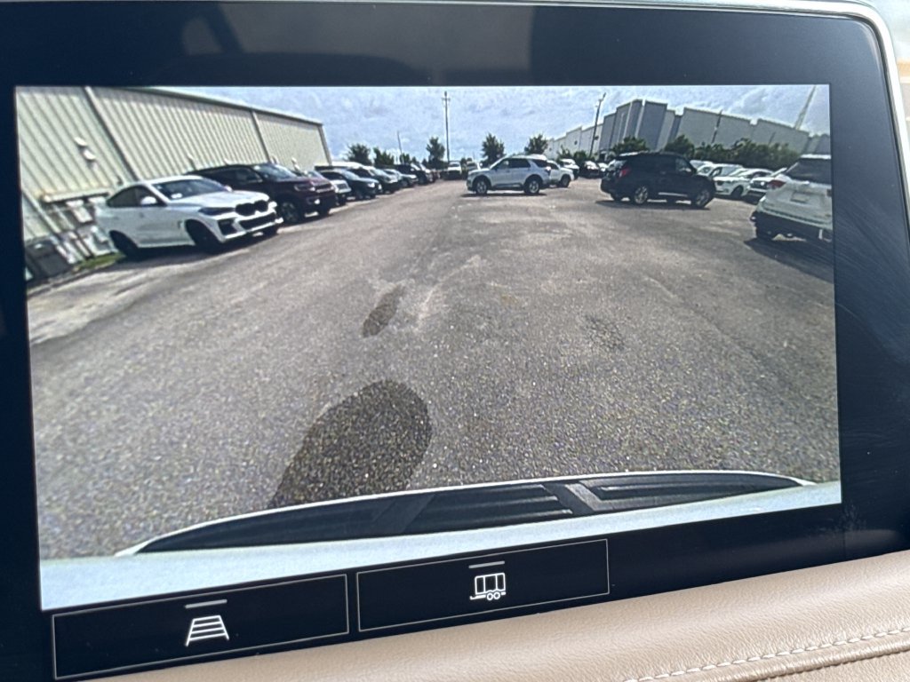 Used 2021 Chevrolet Tahoe Premier AWD/4WD image 22