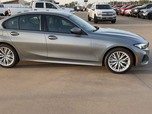 Used 2023 BMW 330i Sedan image 2
