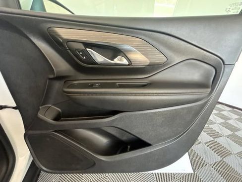 Used 2021 GMC Terrain SLT AWD/4WD image 28