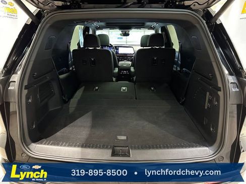 Used 2024 Chevrolet Traverse RS w/ LPO, Floor Liner Package AWD/4WD image 25