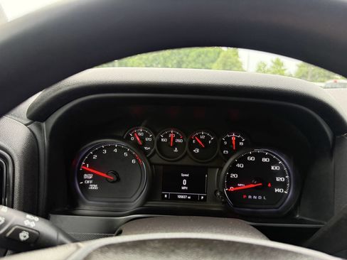 Used 2022 Chevrolet Silverado 1500 Custom w/ LPO, Dark Essentials Package RWD image 31