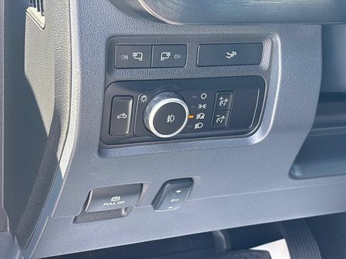Used 2023 Ford F250 Lariat w/ Lariat Ultimate Package AWD/4WD image 32
