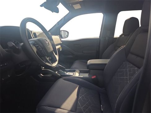 New 2026 Nissan Frontier SV w/ Tow Package image 9