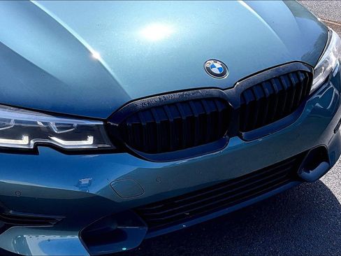 Used 2021 BMW 330i Sedan w/ Driving Assistance Package image 33