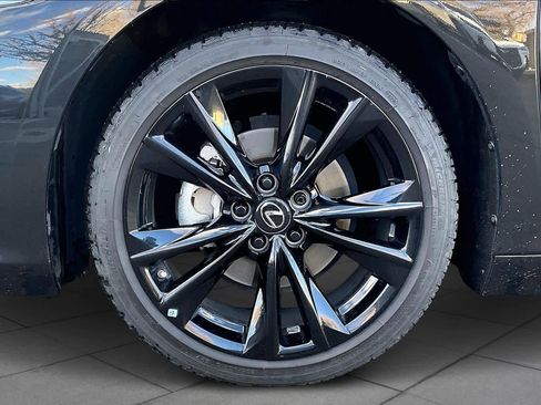 Used 2024 Lexus ES 300h F Sport w/ Accessory Package (Z1) image 10