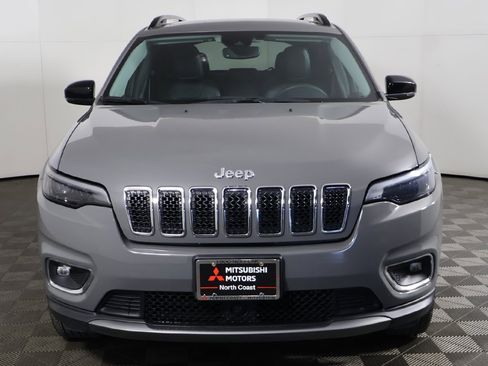 Used 2022 Jeep Cherokee Limited image 11