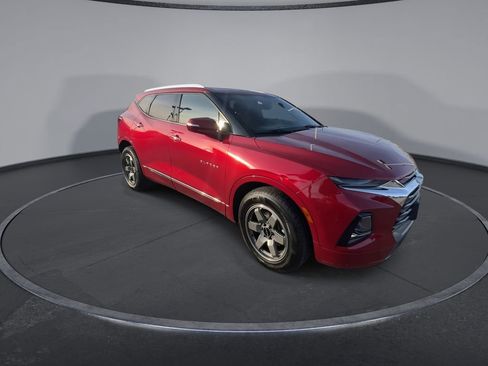 Used 2019 Chevrolet Blazer Premier w/ Sun and Wheels Package image 2