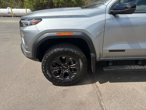 Certified 2025 GMC Canyon Elevation w/ Convenience Package AWD/4WD image 39