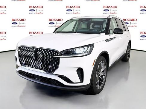 New 2026 Lincoln Aviator Reserve RWD image 4
