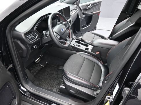 Certified 2023 Ford Escape ST-Line w/ Tech Pack #1 image 11