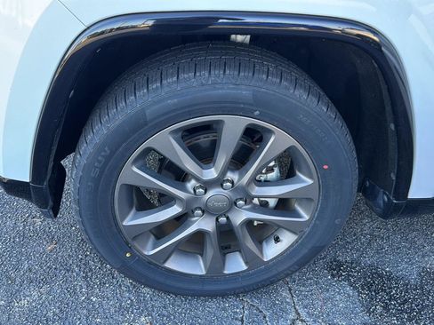 Used 2016 Jeep Grand Cherokee Limited 75th Anniversary image 34