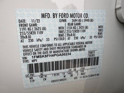 Used 2023 Ford Explorer Limited w/ Equipment Group 301A image 32