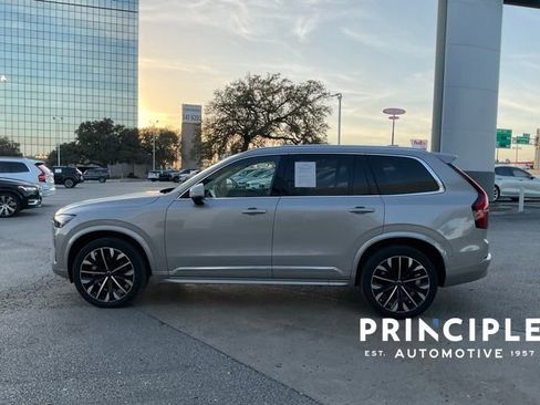 Used 2025 Volvo XC90 B5 Plus image 5