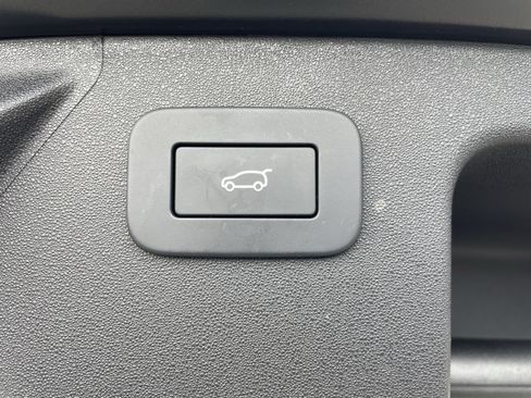 Certified 2025 Land Rover Discovery Sport S AWD/4WD image 37