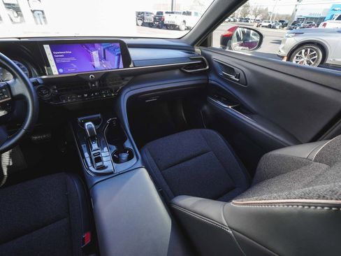 Used 2024 Toyota Crown XLE image 38