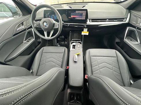 New 2026 BMW X1 xDrive28i w/ Technology Package image 6