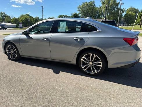 Used 2025 Chevrolet Malibu LT FWD image 5