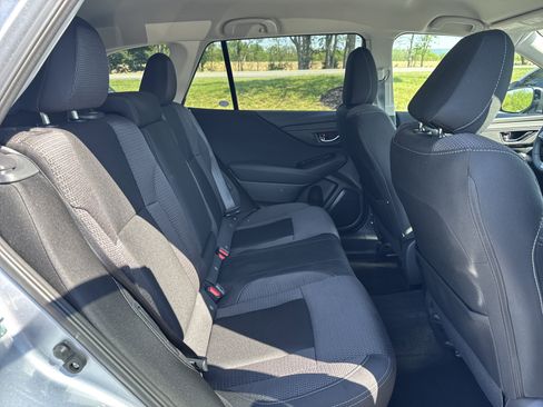 Certified 2024 Subaru Outback Premium AWD/4WD image 17
