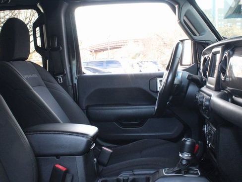 Used 2021 Jeep Gladiator Overland w/ LED Lighting Group image 42