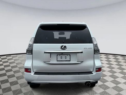 Used 2023 Lexus GX 460 Premium w/ Premium Package AWD/4WD image 3