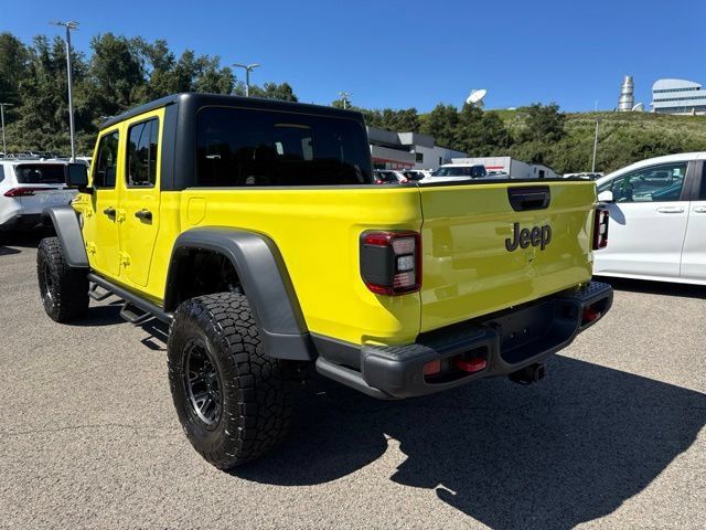 Used 2023 Jeep Gladiator Rubicon w/ LED Lighting Group AWD/4WD image 4
