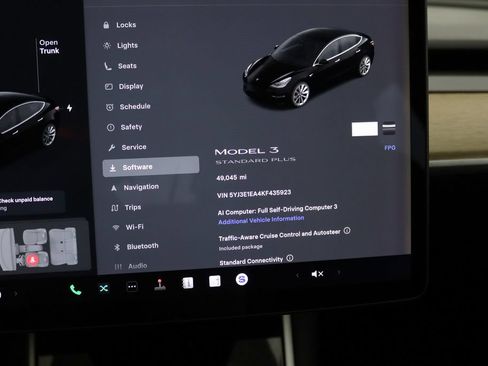Used 2019 Tesla Model 3 Standard Range RWD image 22