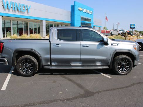 Used 2019 GMC Sierra 1500 SLT AWD/4WD image 9