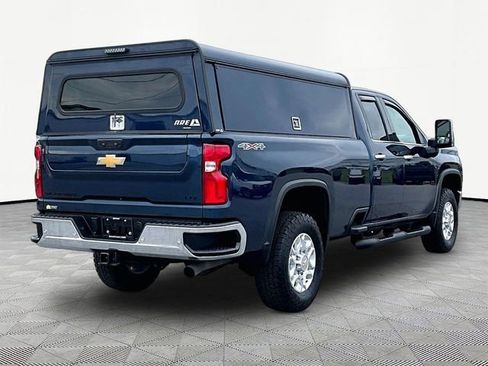 Used 2022 Chevrolet Silverado 2500 LTZ w/ LTZ Convenience Package II AWD/4WD image 6