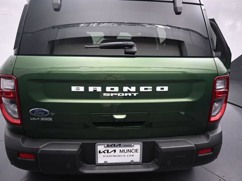 Used 2025 Ford Bronco Sport Outer Banks w/ Outer Banks Tech Package+ AWD/4WD image 9