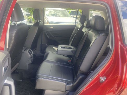Used 2019 Volkswagen Tiguan SE w/ 3rd Row Seat Package AWD/4WD image 28