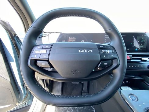 New 2026 Kia Sportage X-Line AWD/4WD image 17