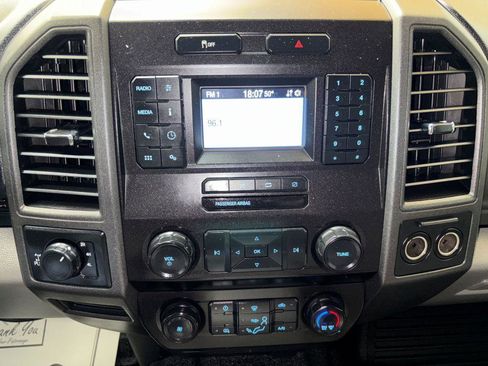 Used 2020 Ford F250 XL w/ Power Equipment Group image 19