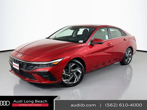 Used 2024 Hyundai Elantra Limited image 1