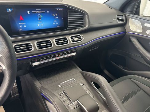 New 2026 Mercedes-Benz GLE 53 AMG 4MATIC Coupe image 21