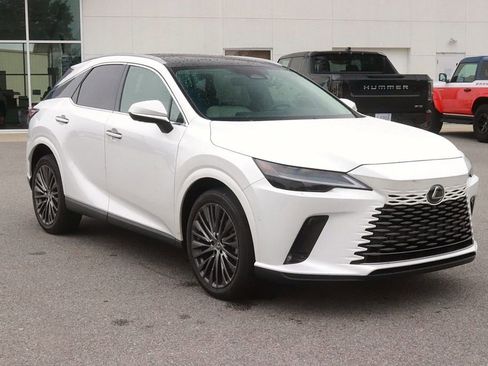 Used 2024 Lexus RX 350 AWD image 3