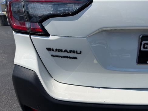 Used 2025 Subaru Outback Onyx Edition AWD/4WD image 10