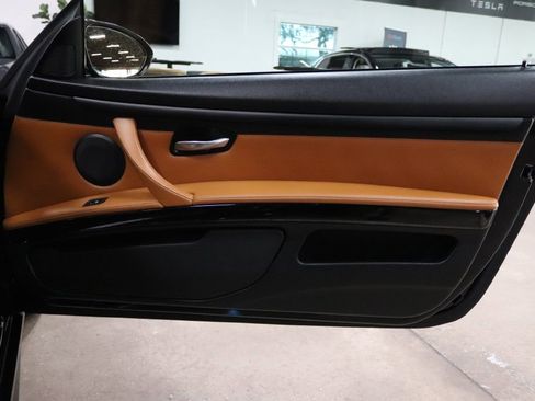 Used 2012 BMW M3 Convertible image 31