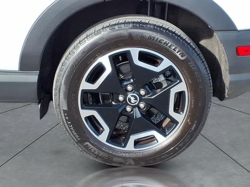 Used 2022 Ford Bronco Sport Outer Banks image 4