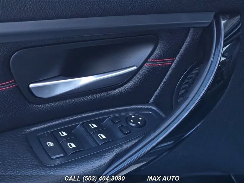 Used 2013 BMW 335i Sedan RWD image 31