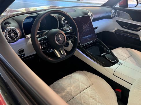Used 2024 Mercedes-Benz AMG GT 63 image 3