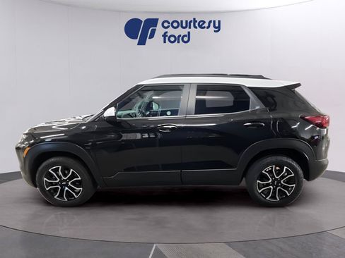 Used 2025 Chevrolet TrailBlazer ACTIV w/ Driver Confidence Package AWD/4WD image 5