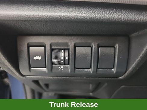 Used 2025 Subaru Legacy Premium image 22