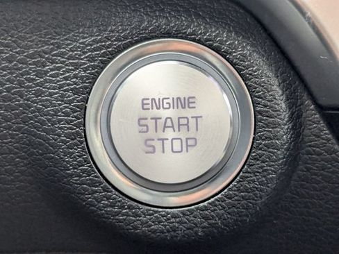 Certified 2024 Kia Telluride EX w/ EX Captain's Chair Package FWD image 41