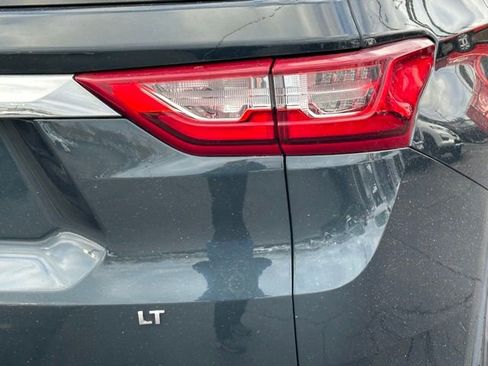 Used 2019 Chevrolet Traverse LT image 16