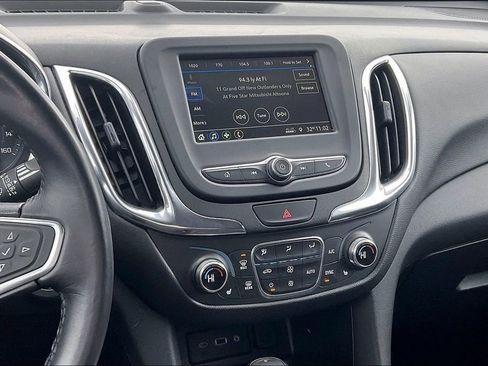 Used 2019 Chevrolet Equinox LT image 6