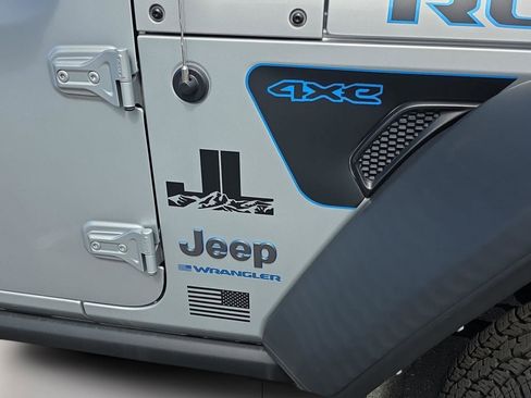 Used 2023 Jeep Wrangler Unlimited Rubicon 4xe w/ Steel Bumper Group AWD/4WD image 68