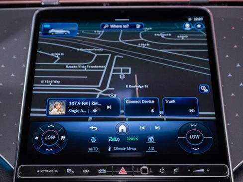 New 2026 Mercedes-Benz EQE 320+ SUV image 20