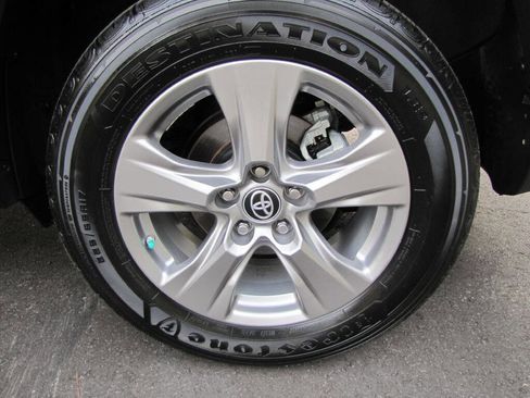 Used 2024 Toyota RAV4 LE image 16