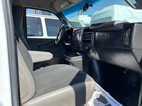 Used 2019 Chevrolet Express 2500 w/ Driver Convenience Package RWD image 7